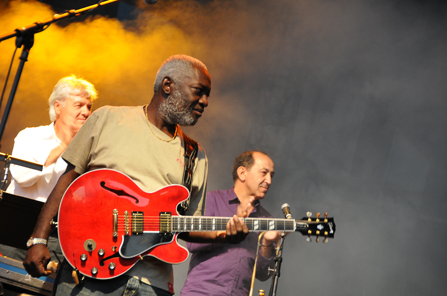 Fete de la Musique Evry 2009 - Kassav 314.jpg